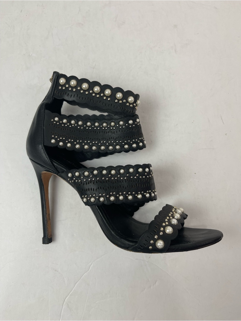 Pour la Victorie Ellura women Black heeled sandals with‎ pearls Size 7.5